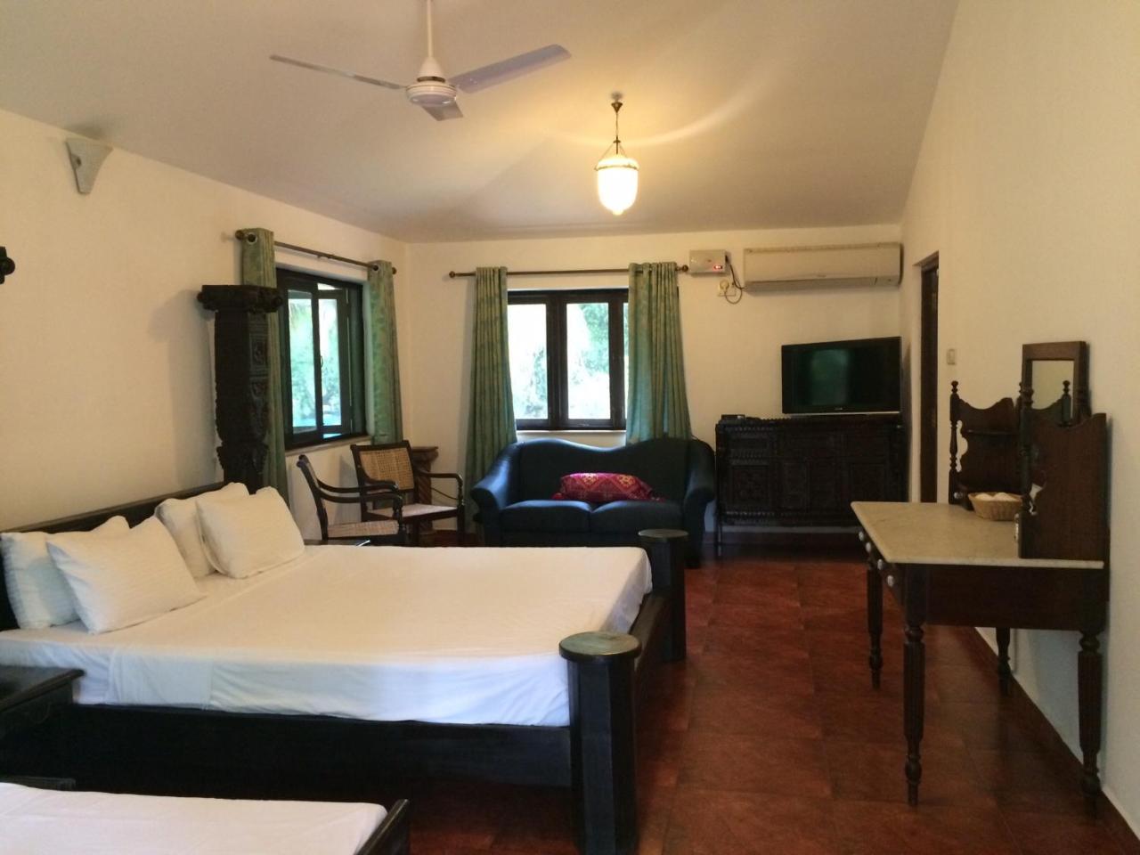 ホテル Island House Goa Goltim エクステリア 写真